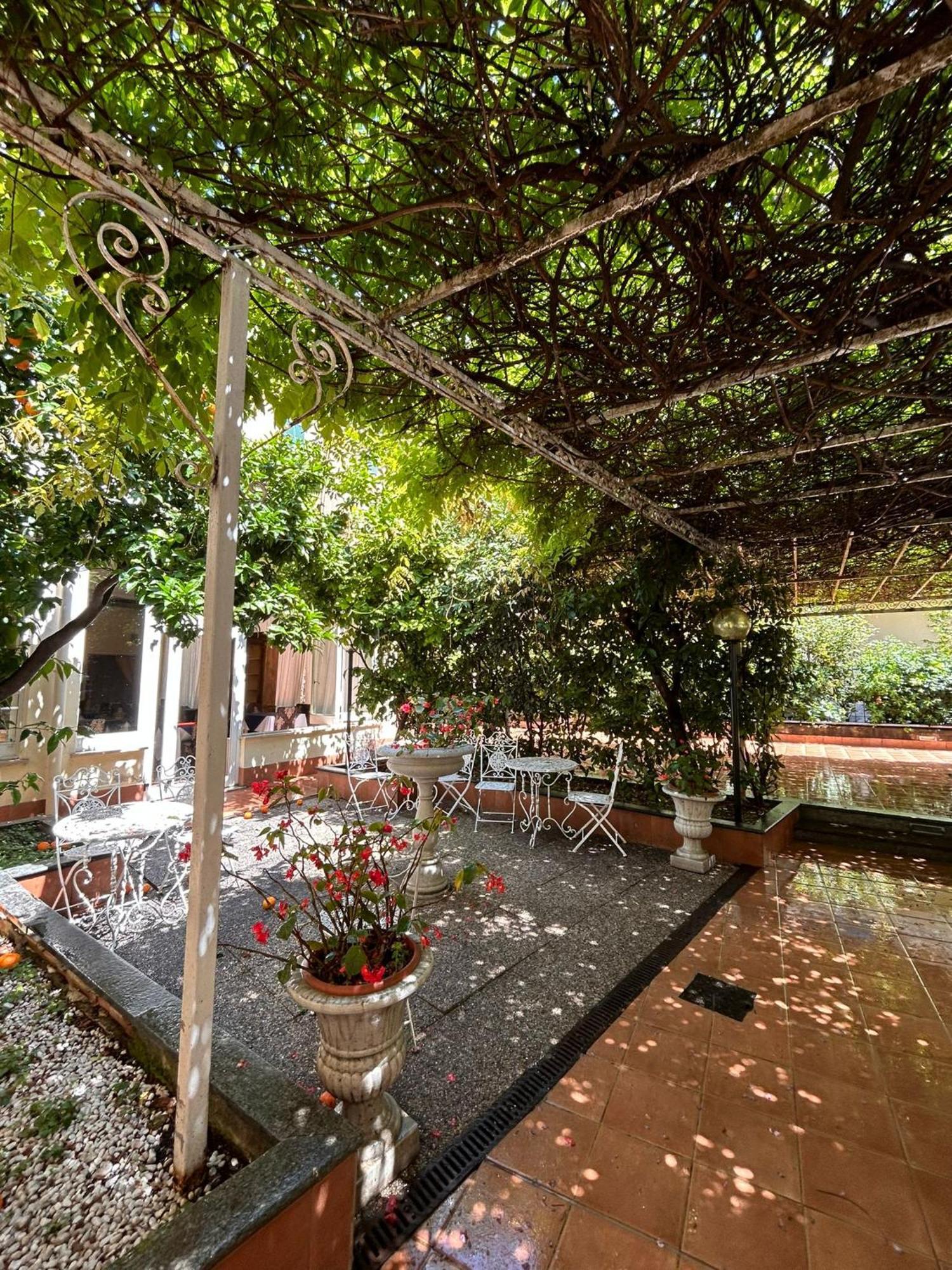 Hotel Villa Luisa Rapallo Bagian luar foto